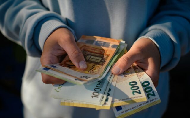 12 Days Until Ireland’s New Salary Thresholds Take Effect 